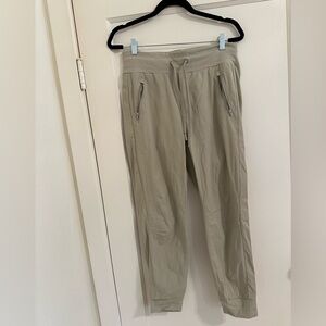 Athleta Women’s Khaki Jogger Pants